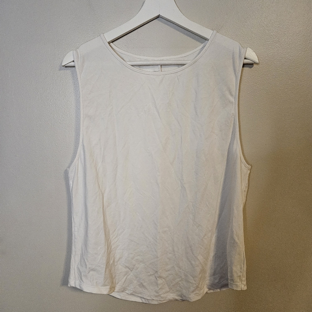 Buffbunny Top Classic White Sleeveless Tank Athletic Workout Neutral XL